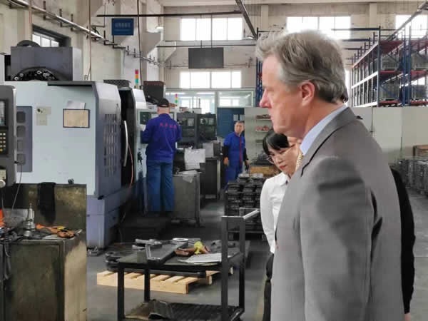 On May 8, 2023, the Global Procurement Director of Pumanpu, Italy, visited the company to discuss further cooperation matters.